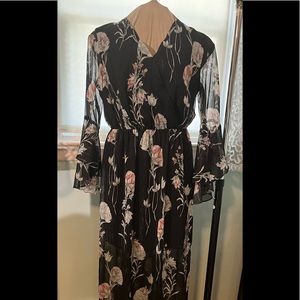 New York & Company floral long summer dress. Size XS